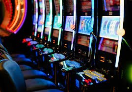 elangbola live-dealer studio for European Roulette
